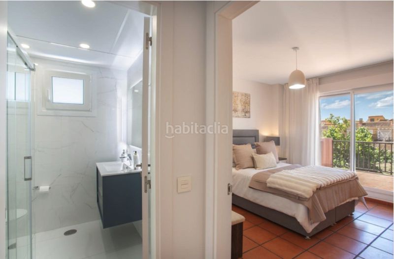 Foto 7b70305d-1413-4723-96c9-e910157dae24. Casa amb aparcament piscina a San Luis de Sabinillas Manilva