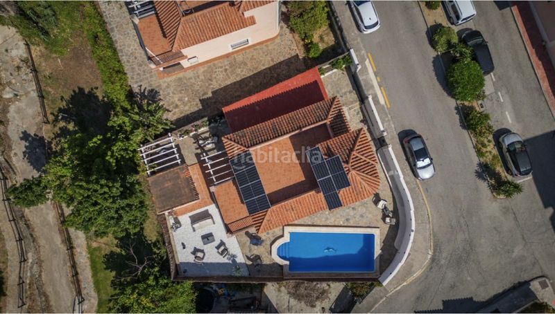 Foto cfebb2ad-6cb1-45b8-ab32-b110e26d192f. Casa amb aparcament piscina a San Luis de Sabinillas Manilva