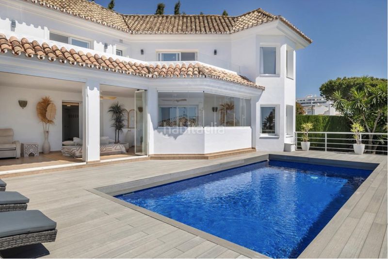 Foto 561362ff-ef1d-4ced-8514-3b205172a159. Casa amb aparcament piscina a Guadalobón Estepona