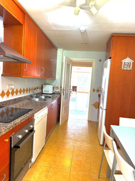 Foto d33fa730-50ed-4521-a9ab-9c094ec035d2. Apartament amb aparcament piscina a Río Real Marbella
