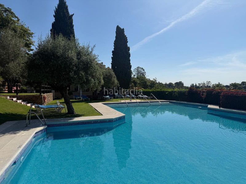 Foto 11620b00-16a4-4705-a125-8497a9b9aabd. Àtic amb aparcament piscina a los arqueros - puerto del almendro Benahavís