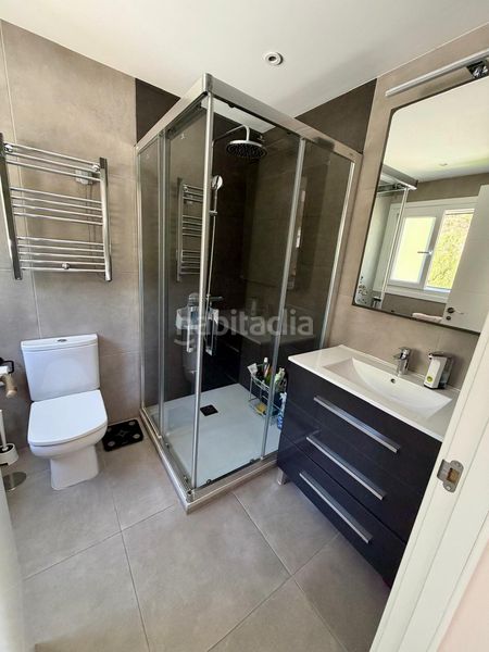 Foto a19a551e-c5ba-4e05-b03a-e0822ed57761. Àtic amb aparcament piscina a los arqueros - puerto del almendro Benahavís