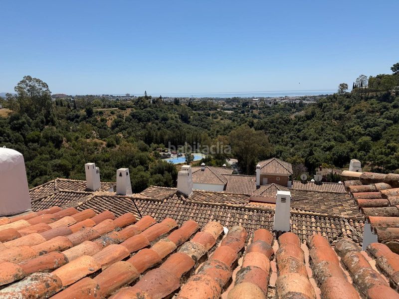 Foto e82fbd41-26b7-4c28-8563-bfee7ed0a6c6. Àtic amb aparcament piscina a los arqueros - puerto del almendro Benahavís