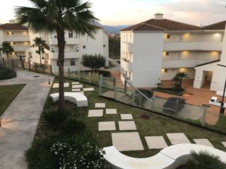 Piccolo appartamento in Alcorrín. Piso espacioso de 3 dormitorios