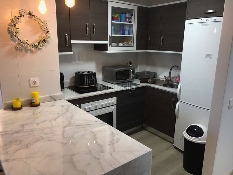 Foto 98eef18f-e777-4d22-be1e-889f2f39aff2. Apartament amb aparcament piscina a Alcorrín Manilva