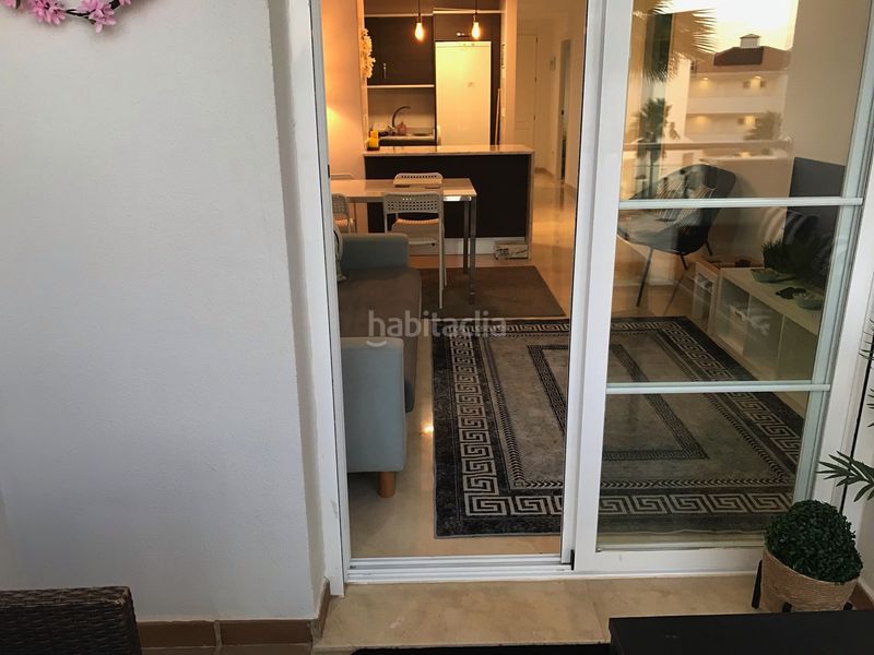 Foto d03eebc6-bde5-481f-8aeb-bb7ec7a9a55a. Apartament amb aparcament piscina a Alcorrín Manilva