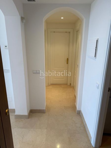 Foto 1472d493-1202-4161-8652-1aeee3d44e64. Àtic amb aparcament piscina a los arqueros - puerto del almendro Benahavís
