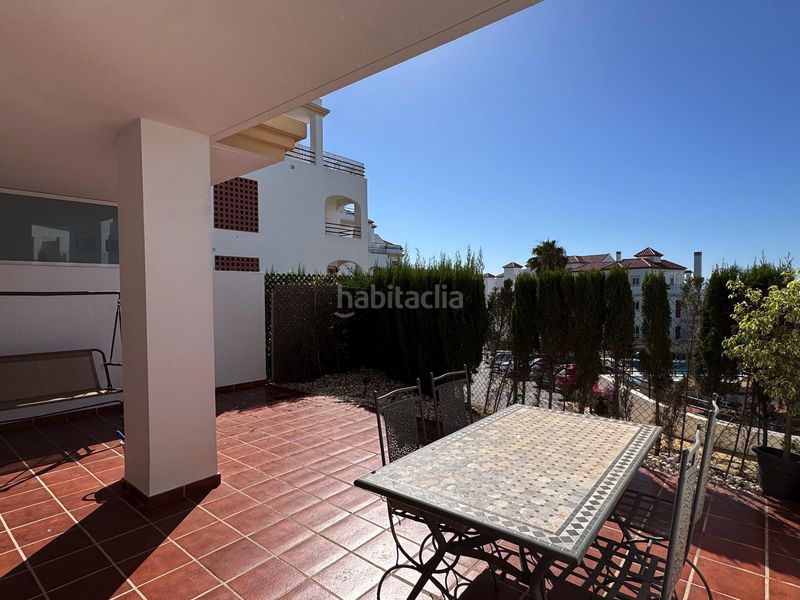 Foto 5ffd03ce-95ca-4c60-843c-3cb8d3ac7b77. Planta baixa amb aparcament piscina a Alcorrín Manilva