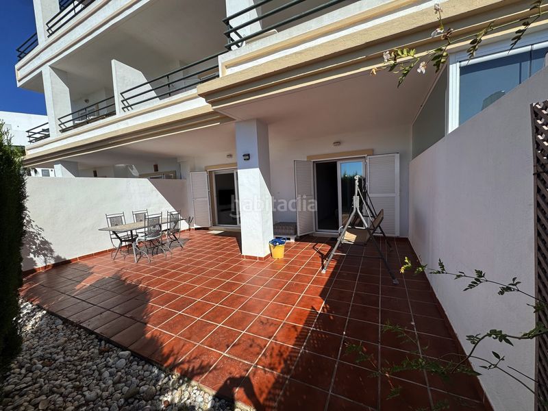 Foto f327ba89-47dd-47ea-824f-cd5fd2d964c6. Planta baixa amb aparcament piscina a Alcorrín Manilva