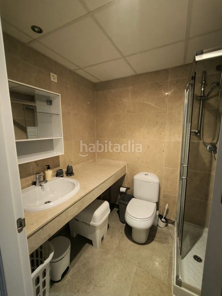 Foto 536a030c-cc4b-4cd8-b497-74710b46f0c2. Apartament amb aparcament piscina a La Duquesa Manilva