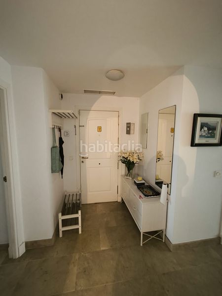 Foto c4ca0dd8-199e-48ec-a247-951e13f3e761. Apartament amb aparcament piscina a La Duquesa Manilva