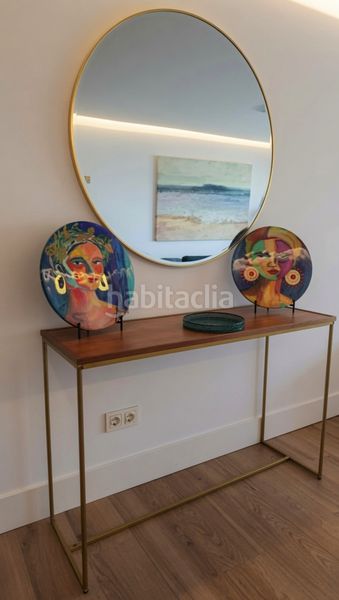 Foto ea1ae2eb-4ddc-4ff9-8234-ea1f9945fa01. Apartament amb aparcament piscina a puerto de Sotogrande-la marina Sotogrande