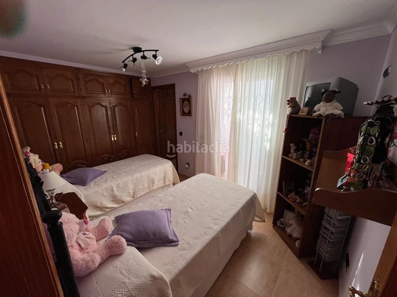 Foto e77c4d0d-6ae0-4cf9-ae14-c55db203a272. Casa adossada a puerto de Estepona Estepona