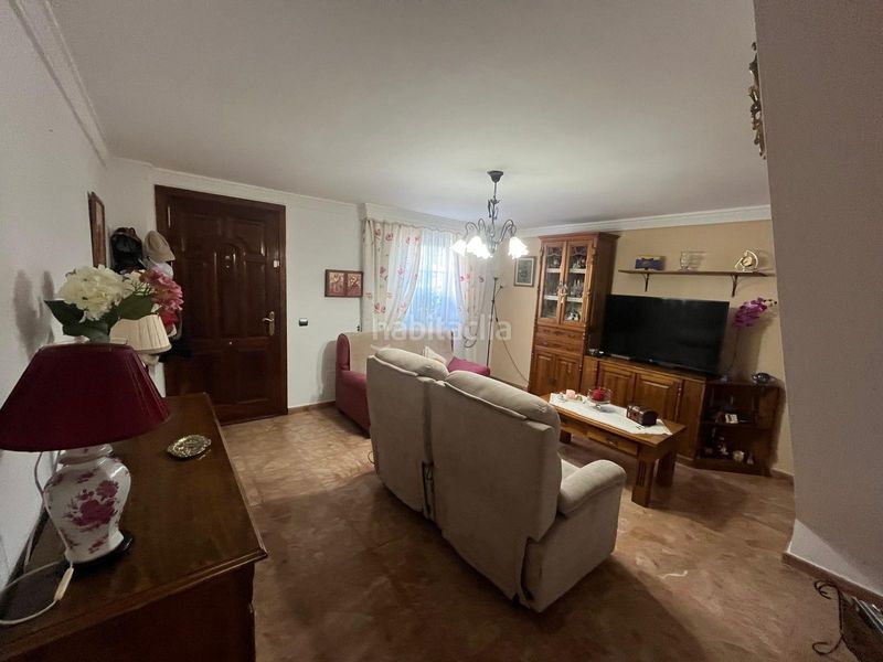 Foto fadd3271-3e1d-44c0-92b0-7f45298b7f21. Casa adossada a puerto de Estepona Estepona