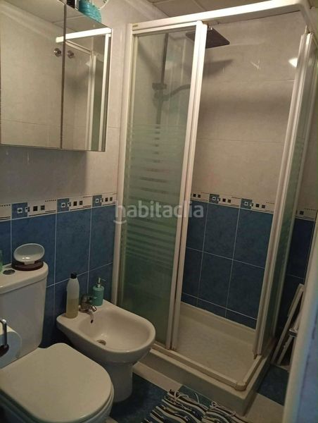 Foto ac477b71-a278-43d5-a952-e9677dcaf9e3. Casa aparellada amb aparcament piscina a Alcorrín Manilva