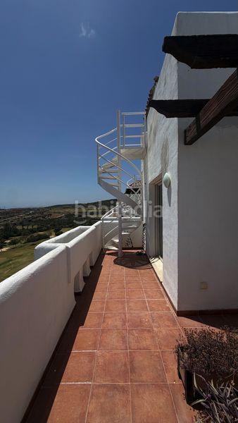 Foto fa469e20-db1c-4ffa-b3bb-aa828e127c13. Àtic amb calefacció aparcament piscina a Valle Romano Golf Estepona