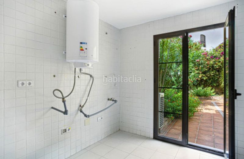 Foto ae5a6451-8409-4af7-ba47-09a85136704f. Casa adossada a los arqueros - puerto del almendro Benahavís
