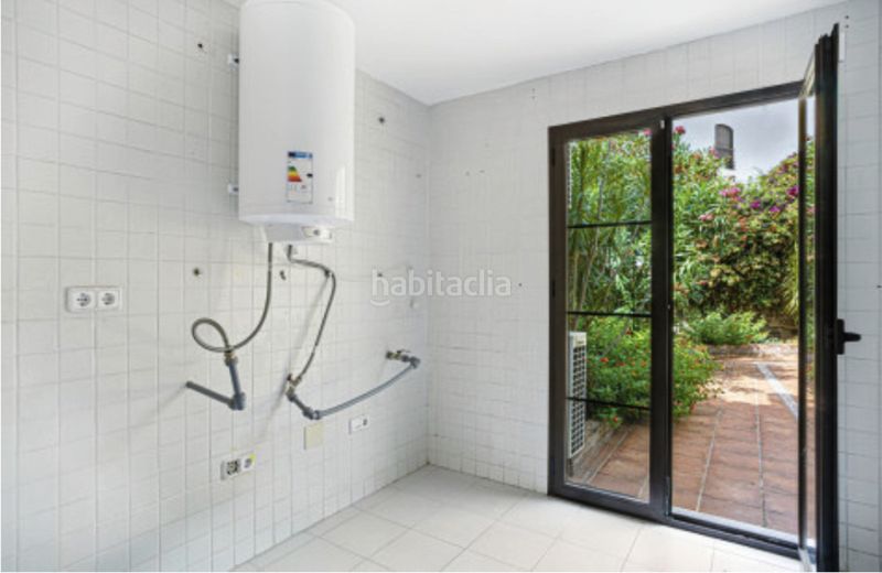 Foto ec0d25bf-f73f-43f3-8bf0-46a006be7e13. Casa adossada a los arqueros - puerto del almendro Benahavís