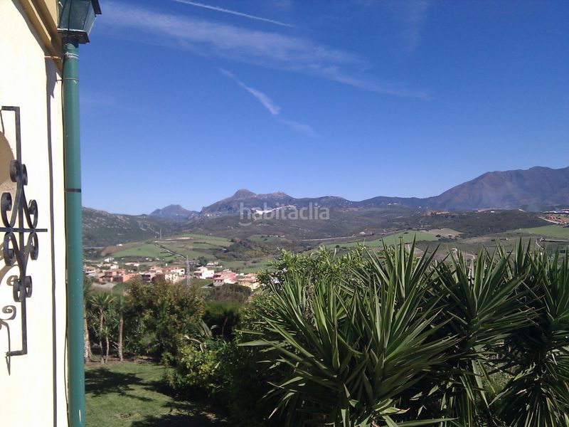Foto e56e682e-1ca1-4876-8d61-1a0a62874e0c. Casa aparellada amb aparcament piscina a Manilva pueblo Manilva