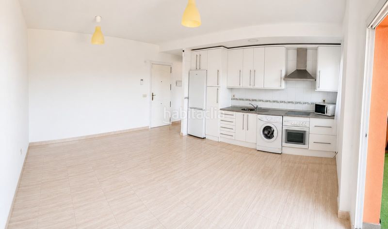 Foto 0c7927fd-3be6-40fd-8668-f76a554aa6e3. Apartament amb aparcament piscina a San Luis de Sabinillas Manilva