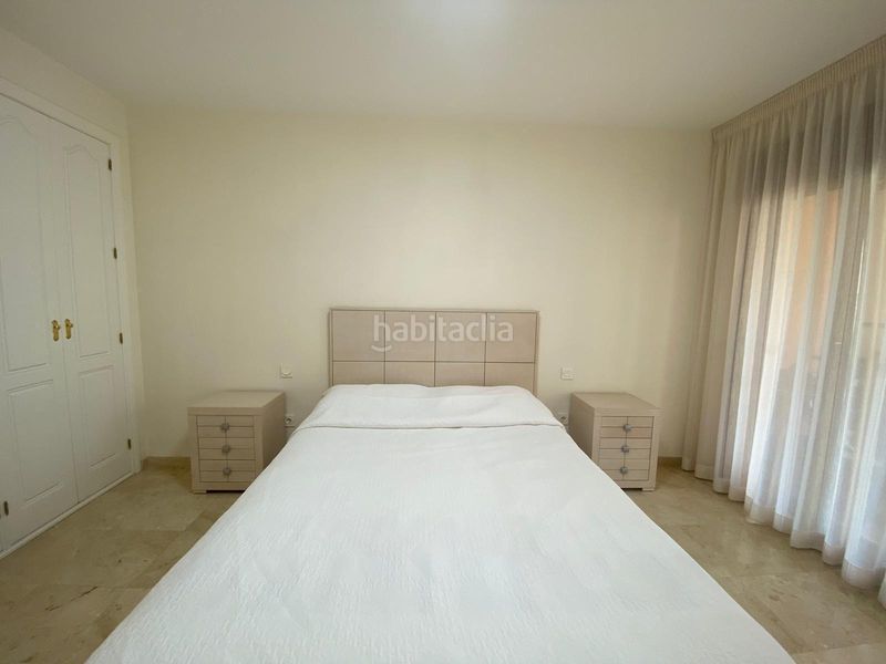 Foto b885cf9b-907f-4963-84d1-2632bba98071. Planta baixa amb aparcament piscina a Nueva Atalaya Estepona
