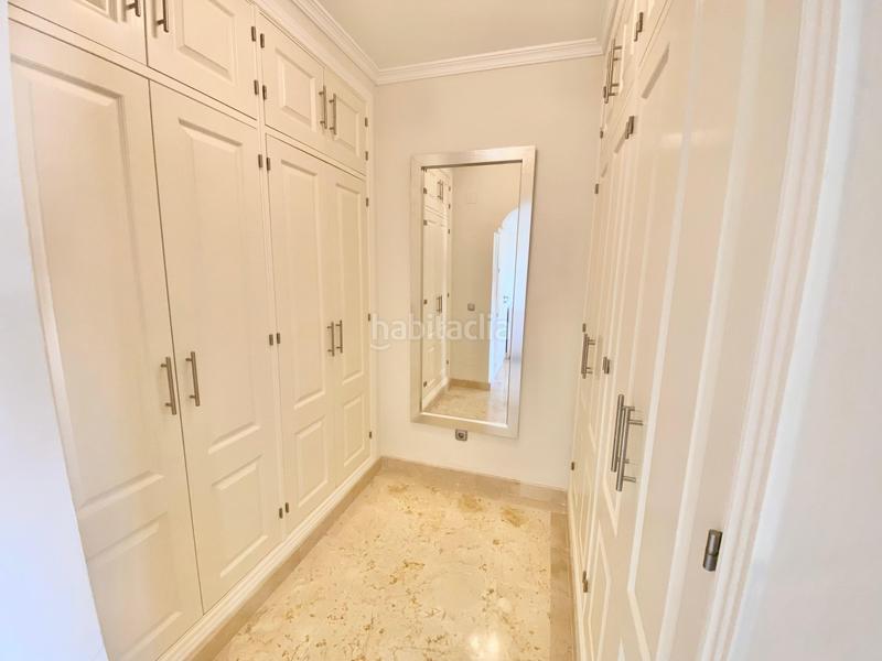 Foto 068a2a7e-f580-4127-bf08-f4957112ba1e. Miete appartement mit parking pool in Benatalaya Estepona