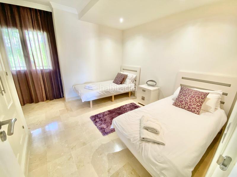 Foto 7402193b-5685-4340-9e9f-a4f82d6b8113. Miete appartement mit parking pool in Benatalaya Estepona