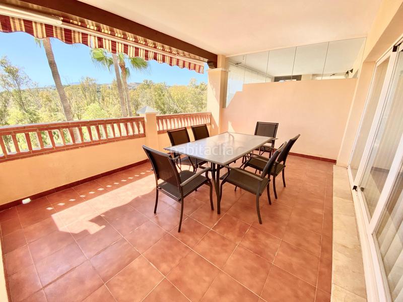 Foto b65b2c7a-63c0-4b05-8a07-40048cf6ad1d. Miete appartement mit parking pool in Benatalaya Estepona