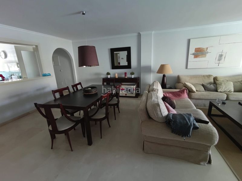 Foto 20955d8b-8df0-48d2-bf91-7f939dd27245. Apartament amb piscina a puerto de Sotogrande-la marina Sotogrande