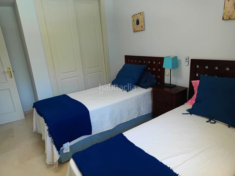 Foto bf7df209-be2e-4f14-8fca-d46b4105baec. Apartament amb piscina a puerto de Sotogrande-la marina Sotogrande