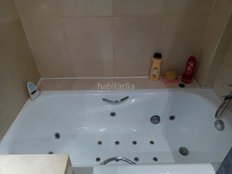 Foto e19d36fa-9bb5-4b32-aaa3-5481eb3b720e. Apartament amb piscina a puerto de Sotogrande-la marina Sotogrande