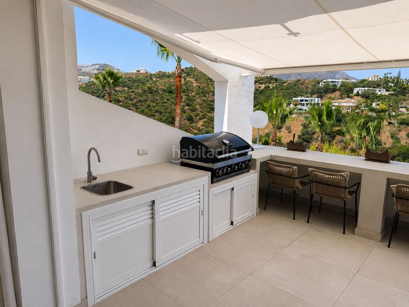 Foto 4238d5ae-4ae9-4f69-bd8c-2faaa1a772d2. Duplex con parcheggio piscina in La Quinta Benahavís