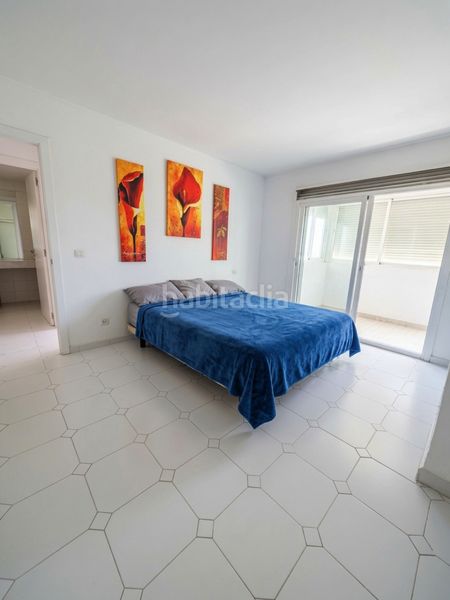 Foto b1580c49-41fc-4085-b6f5-e1e83c2b232e. Apartament amb piscina a Sotoserena Estepona