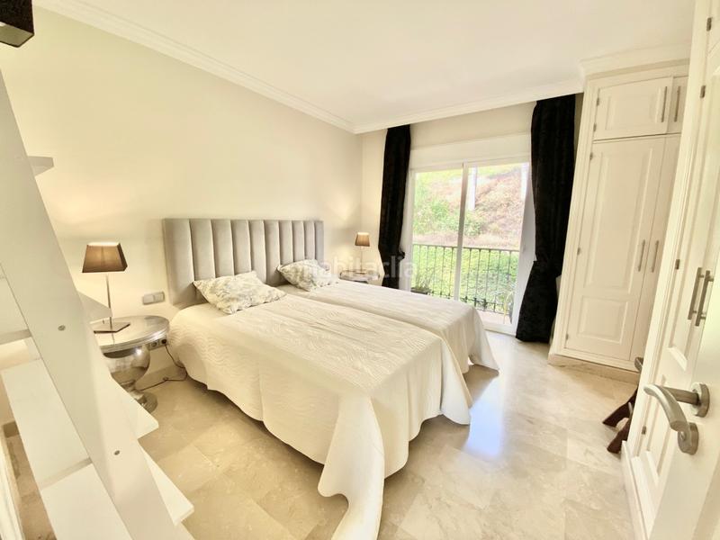 Foto 1c09bfd7-d6b9-4ee4-b90c-bcb5541e0f21. Alquiler apartamento  en primera línea de golf en marques de atalaya . en Estepona