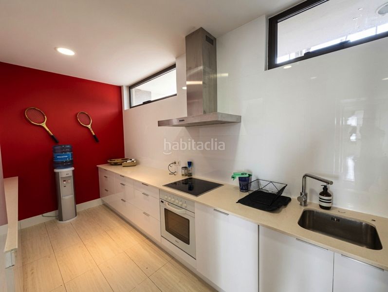Foto c3c93182-dfb6-4b56-a13b-4923d56ae0cd. Casa aparellada amb piscina a San Enrique-Guadiaro-Pueblo Nuevo Sotogrande