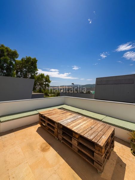 Foto c85a4454-315b-4879-9379-3db143f37e84. Casa aparellada amb piscina a San Enrique-Guadiaro-Pueblo Nuevo Sotogrande