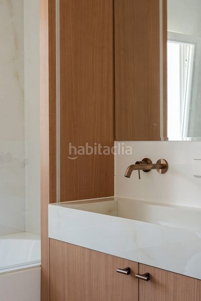 Foto 4c11c239-d92f-48ce-8660-6edb21269ea8. Àtic amb aparcament piscina a Nueva Alcántara Marbella