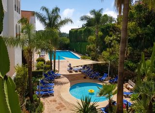 Apartament a Nueva Andalucía centro