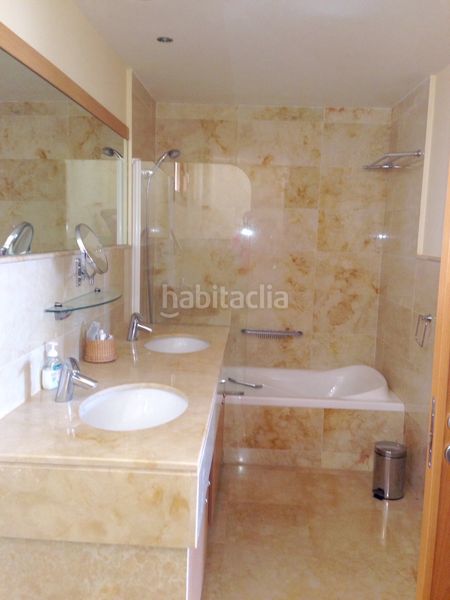 Foto 1ceb2e47-2f42-4edd-90bc-c8216d9e7fe0. Apartament amb aparcament piscina a Alto de los Monteros Marbella