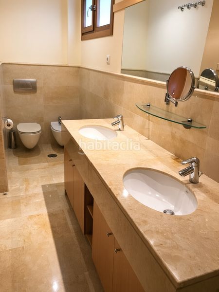 Foto 25e43ea2-b316-485d-ab84-297f1edbe144. Appartement avec parking piscine dans Alto de los Monteros Marbella