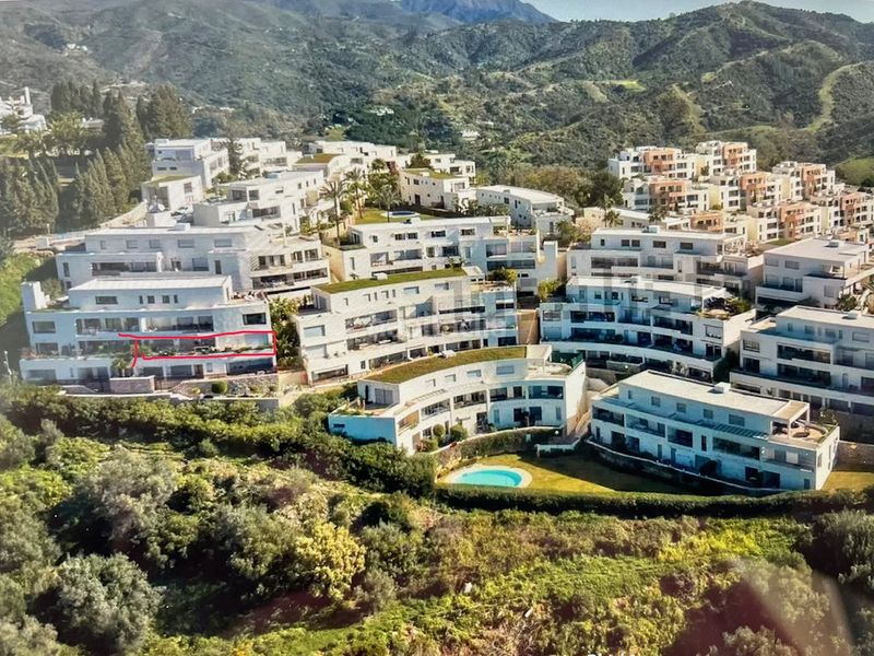 Foto 81e24eb9-66f9-449e-8a5b-3f958cea7978. Apartament amb aparcament piscina a Alto de los Monteros Marbella