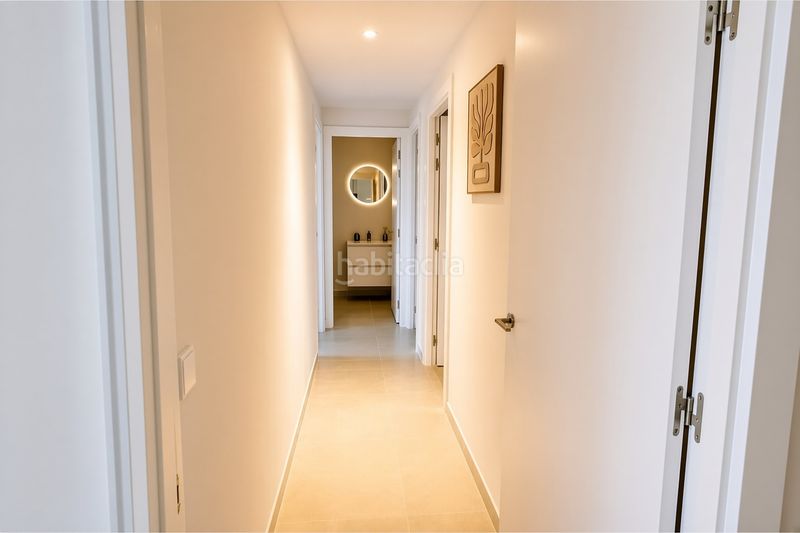 Foto a1b1882b-e490-43cc-a59d-c0e372136e6e. Apartament amb aparcament piscina a Cancelada Estepona