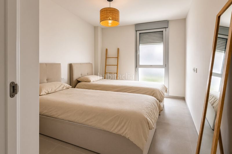 Foto cbe0490c-5bda-4cd1-8862-db3ea8a7f7d6. Apartament amb aparcament piscina a Cancelada Estepona