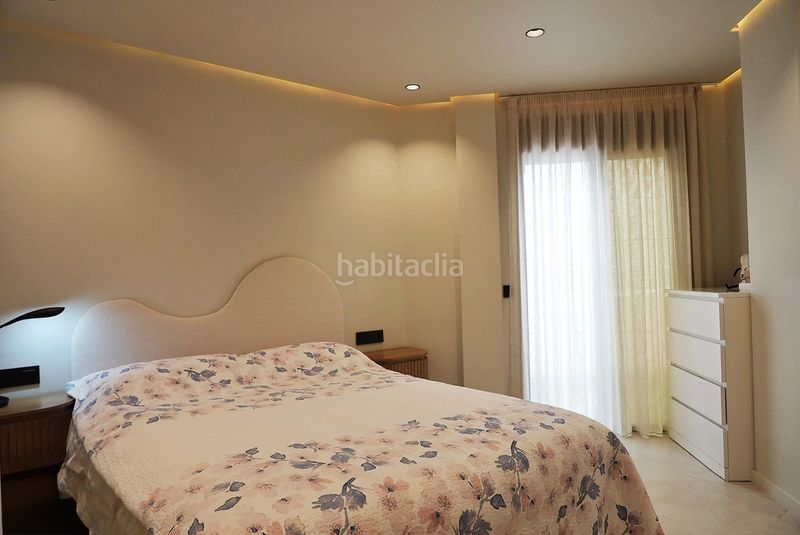 Foto d7b6d463-4ca6-440b-a079-cfc3296a3b64. Planta baixa amb aparcament piscina a Nueva Andalucía centro Marbella