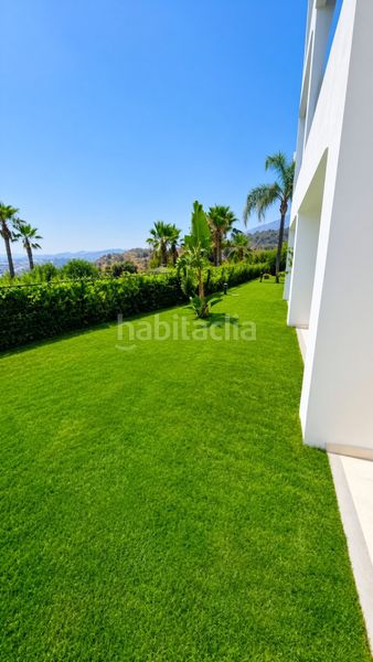 Foto 1a576b79-d86a-4d56-9227-82f9f81b7e00. Planta baixa amb aparcament piscina a altos de Estepona Estepona