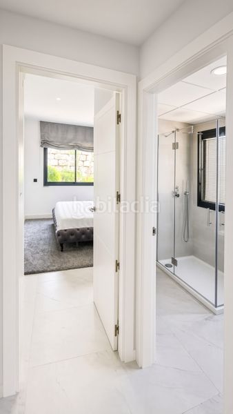 Foto b63ee939-3b64-46ea-9dc0-4d76f4c66130. Planta baixa amb aparcament piscina a altos de Estepona Estepona