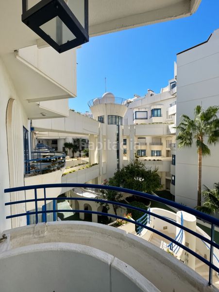 Foto e1064f22-e86c-4bf9-9e77-20d9f02bb8d3. Dúplex amb aparcament piscina a Playa de la Fontanilla Marbella