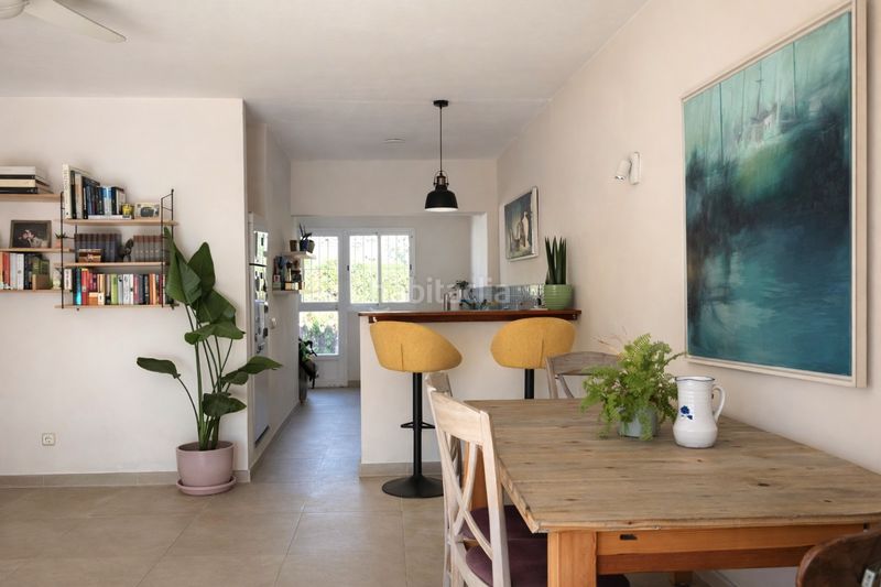 Foto 2fe31031-aa04-43da-9497-03c695115e1e. Casa aparellada amb aparcament a Villacana - Costalita - Saladillo Estepona