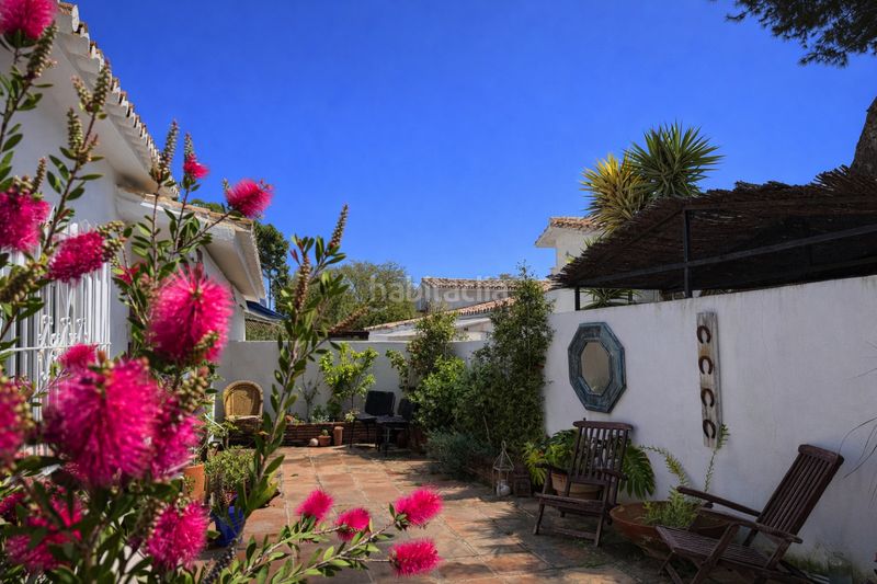 Foto 4dcda442-55cf-4bb8-ba1a-e58ee317be40. Casa aparellada amb aparcament a Villacana - Costalita - Saladillo Estepona