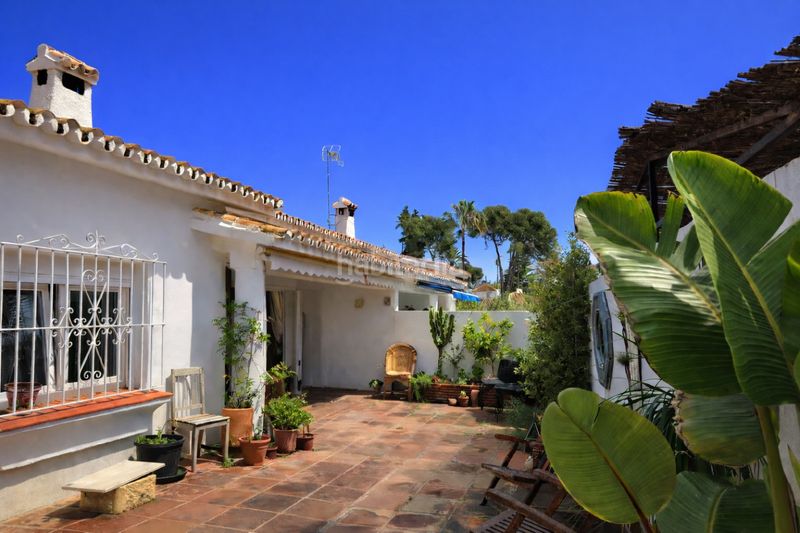 Foto 86e078c3-5d89-4c13-965c-c3396f8d0a11. Casa aparellada amb aparcament a Villacana - Costalita - Saladillo Estepona